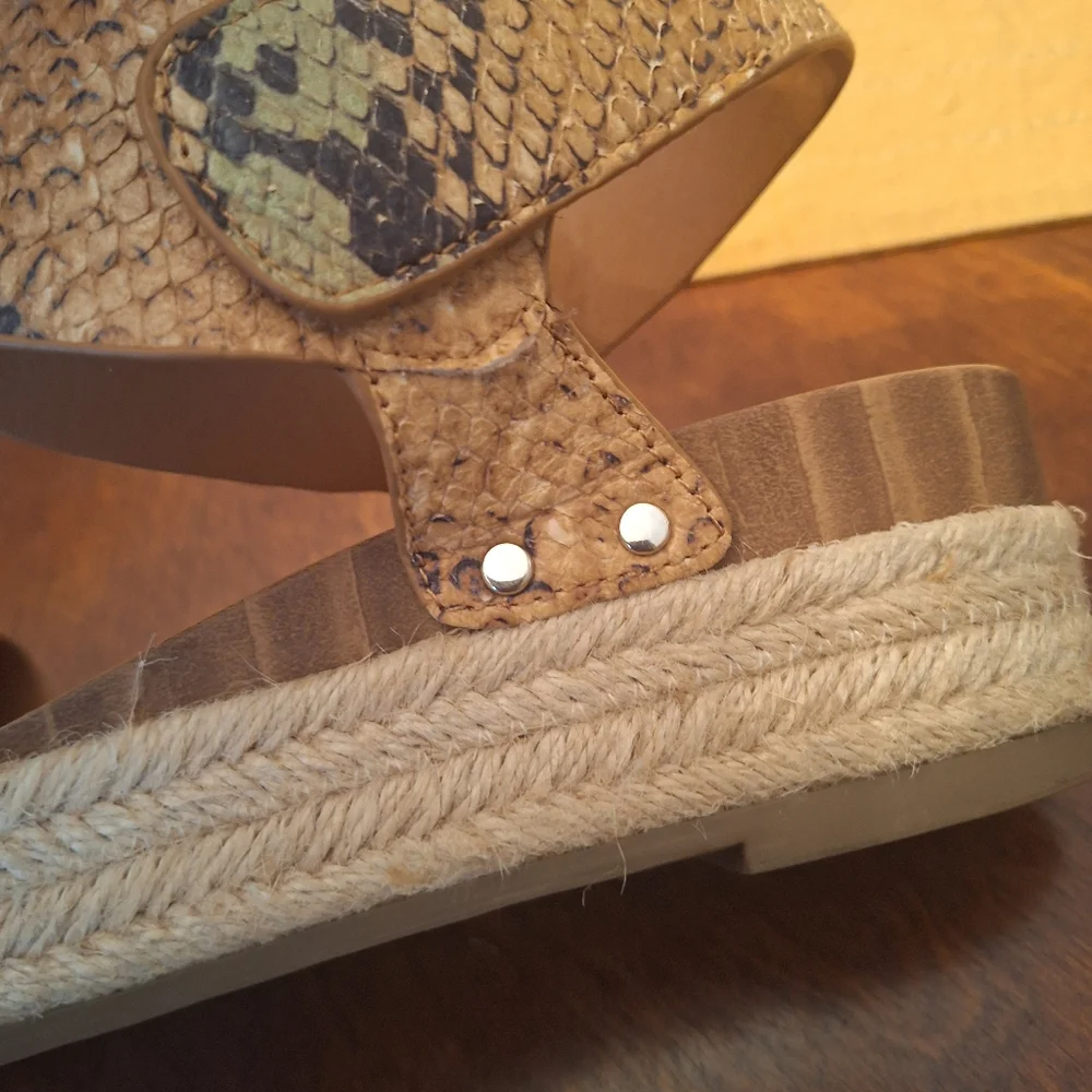 Franco Sarto elevate your